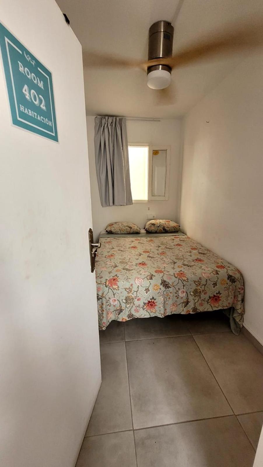 Cisne By Nest Hostel Sant Antoni de Portmany Esterno foto