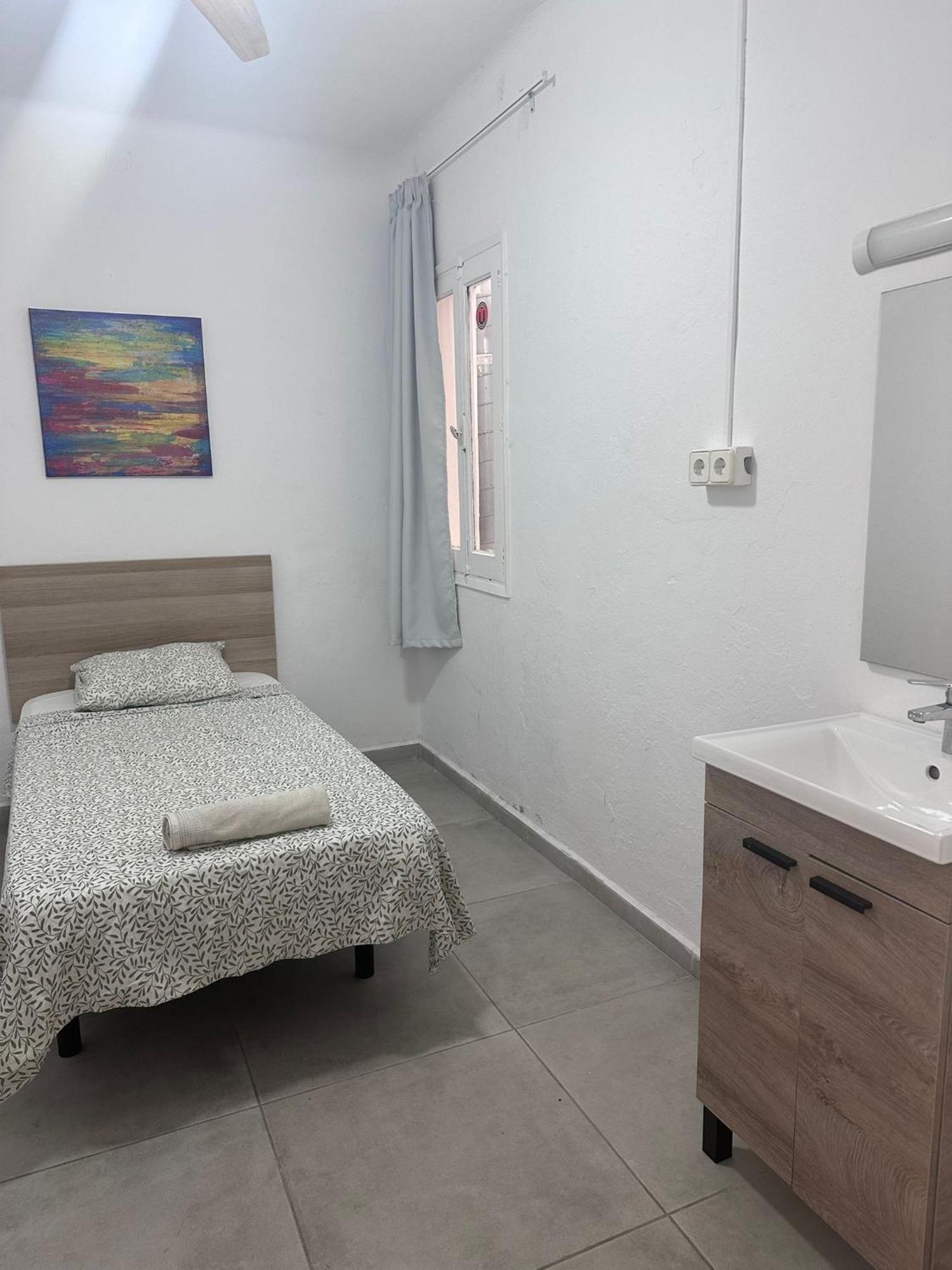 Cisne By Nest Hostel Sant Antoni de Portmany Esterno foto